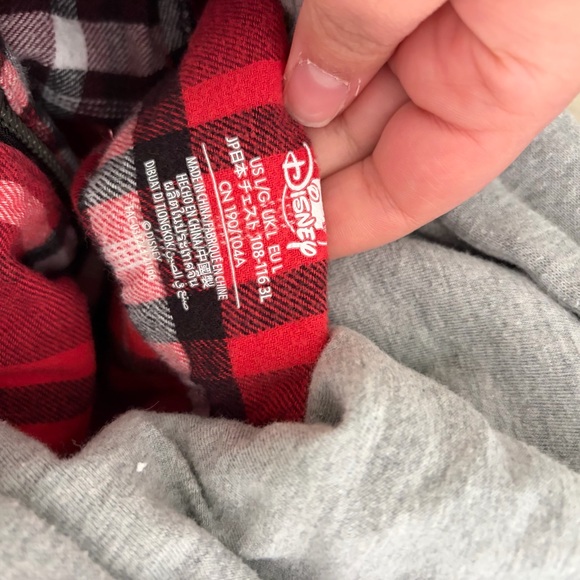 Disney Bundle - Picture 3 of 5